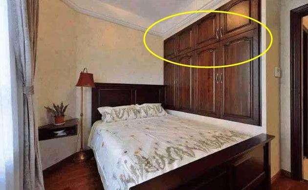 衣柜做到顶把稳要装这个器材，听老木工一说，真后悔此刻才知路